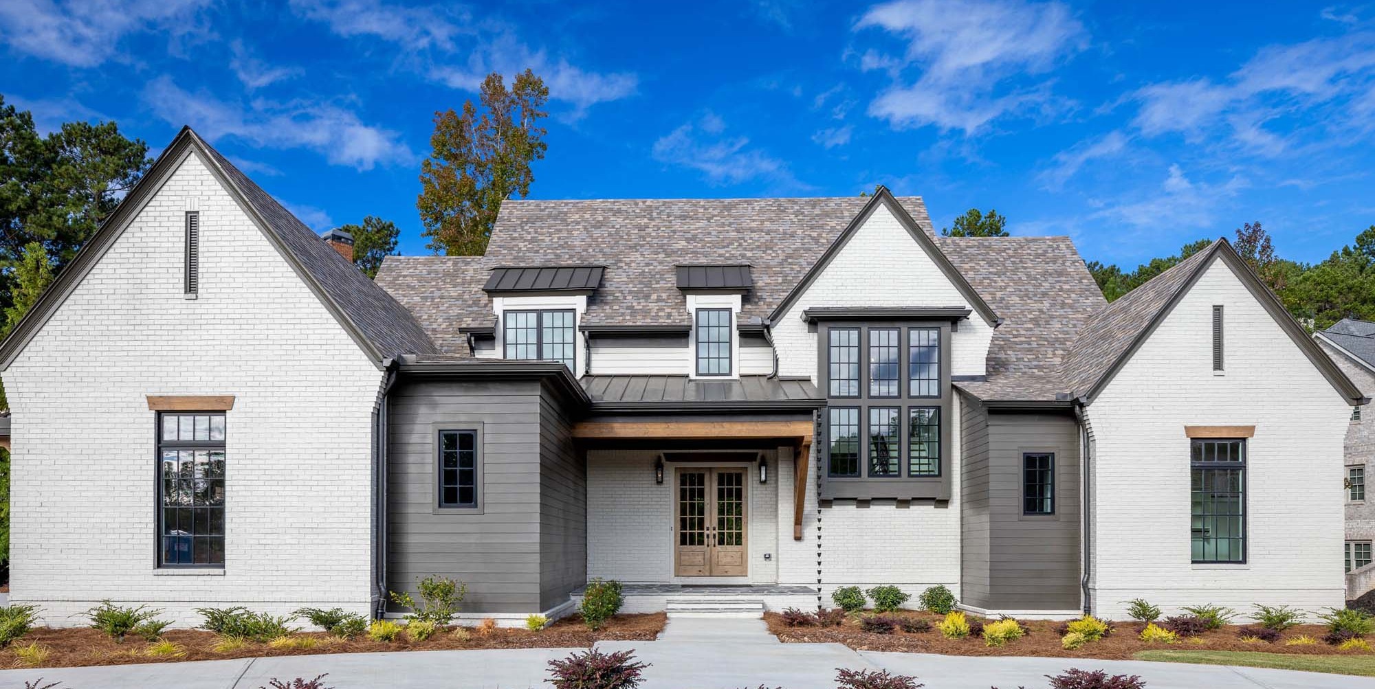 atlanta-custom-home-modern-exterior-outside-house-view