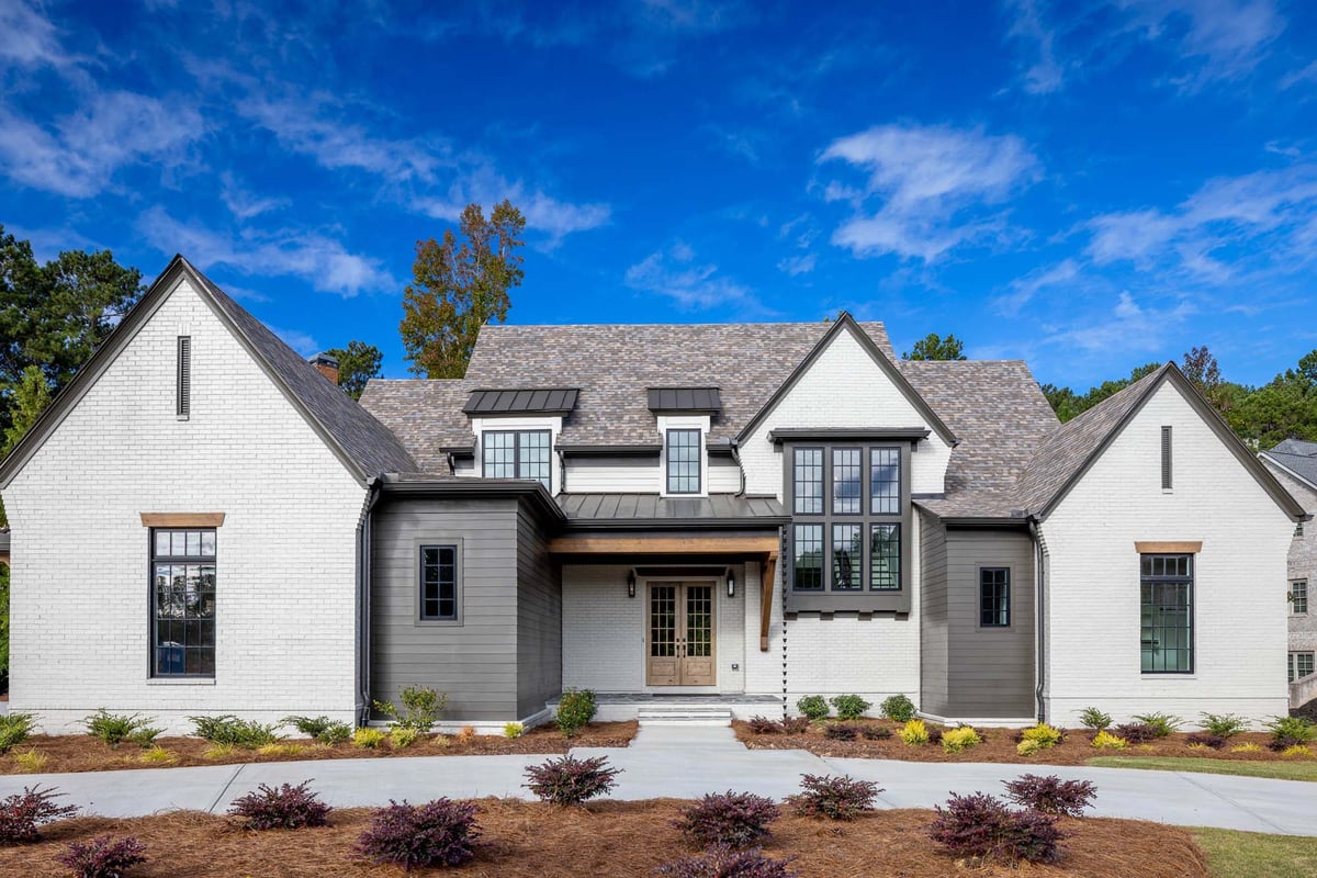 atlanta custom home exterior shot of modern home with landscaping